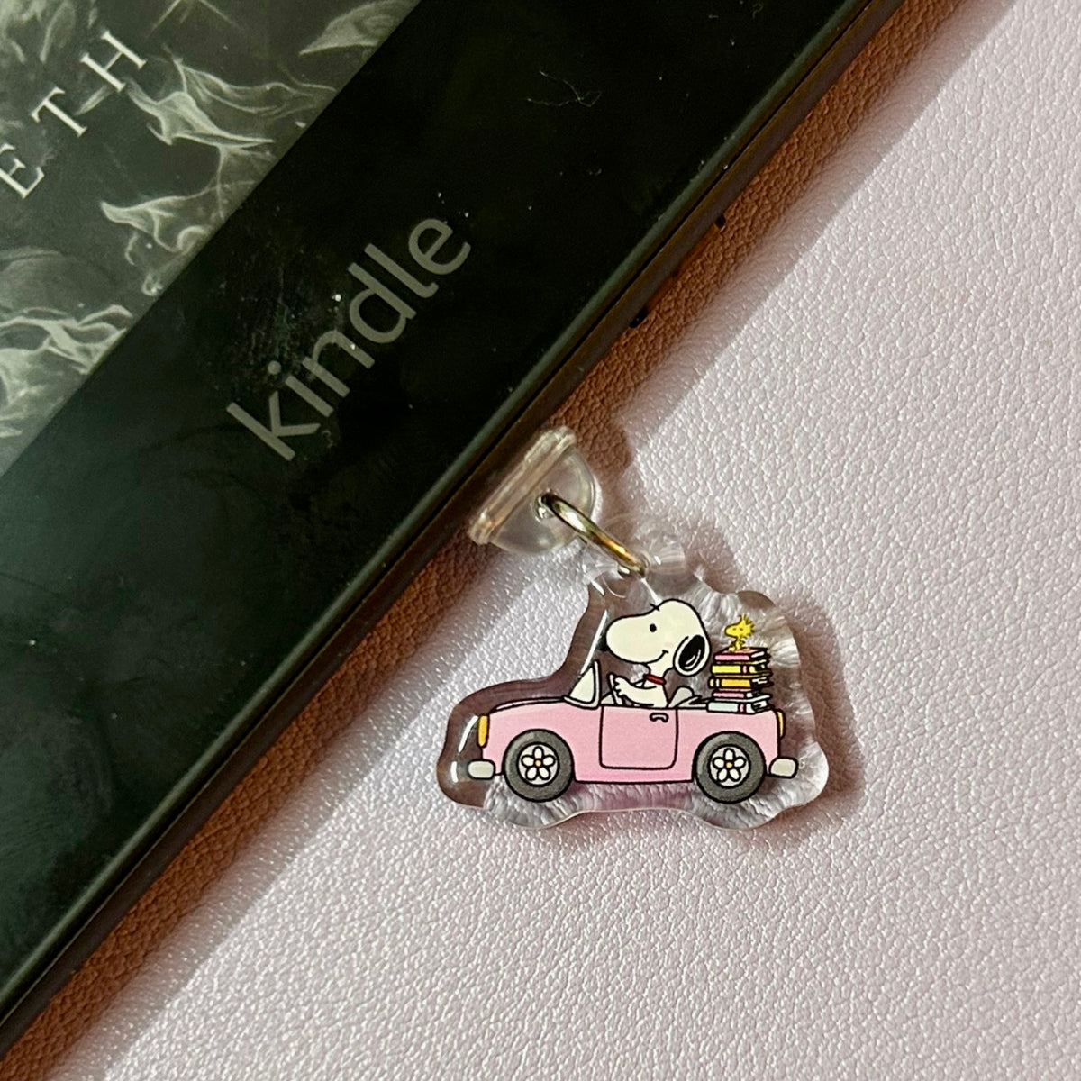 Snoopy with Books - Kindle Charm/Dust Plug